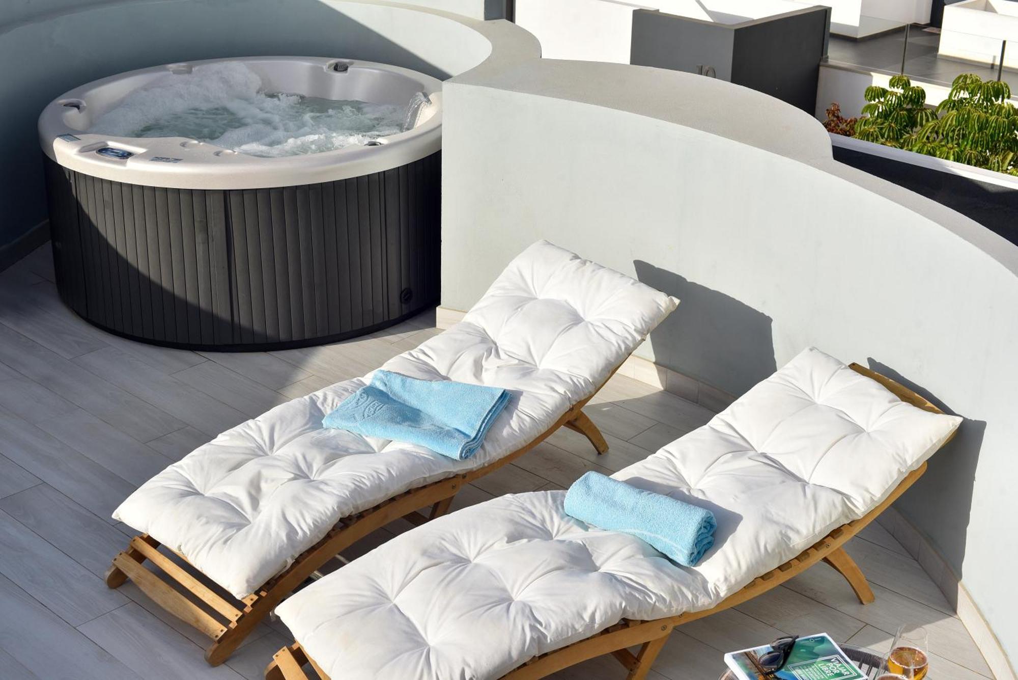 Luxury Aparment In Casilla De Costa With Jacuzzi- Follow The Sun Appartement *